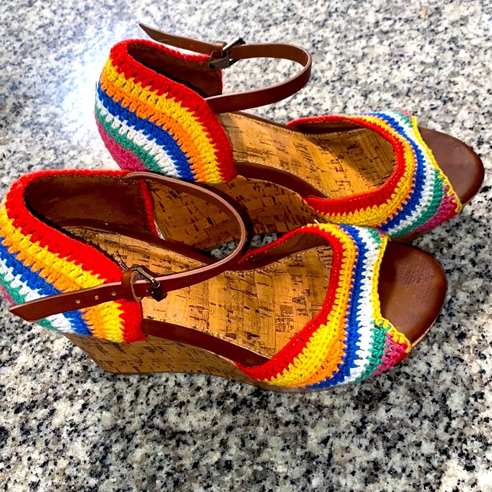 Colorful wedges